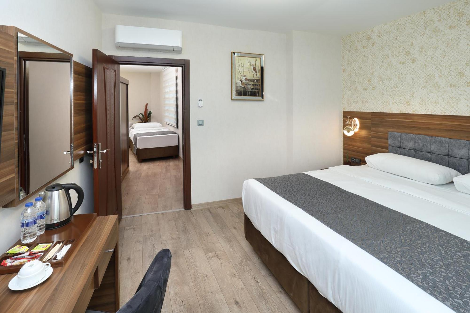 Adana Taskoeprue Hotel Esterno foto